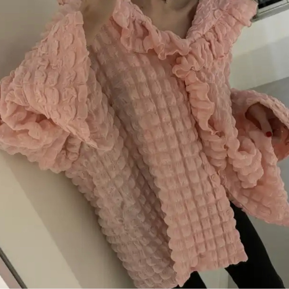 Pink sweater - Picture 2 of 3